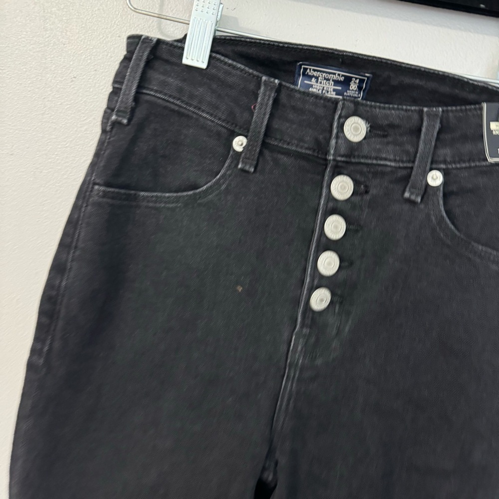 NWT ABERCROMBIE & FITCH HIGH RISE ANKLE FLARE BLACK Size 24 - Picture 8 of 10